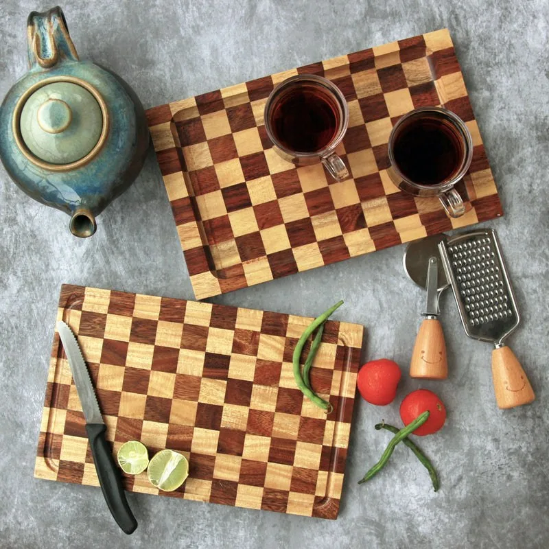 Chessboard Design Wood Tray & Chopping Board: Set of 2
