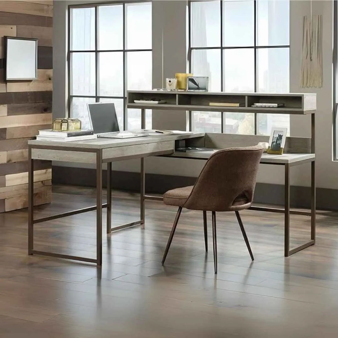 Study table S-03