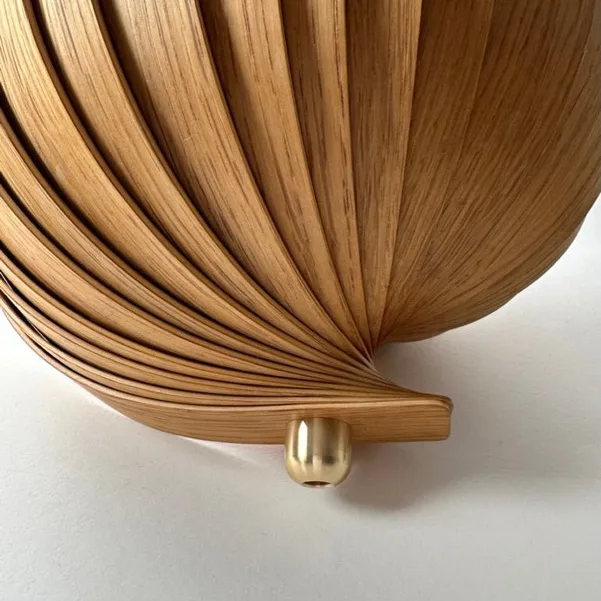 Slatted globe lamp, hazel